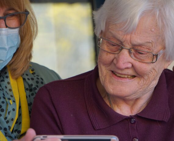 Curso de Ética aplicada a los Servicios Sociales Curso de Ética aplicada a los Servicios Sociales