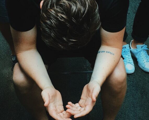 Suicidio: Prevención, intervención y duelo Suicidio: Prevención, intervención y duelo