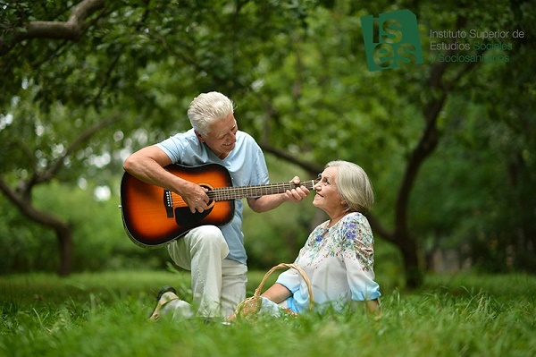 Cómo la musicoterapia puede ayudar a nuestros mayores