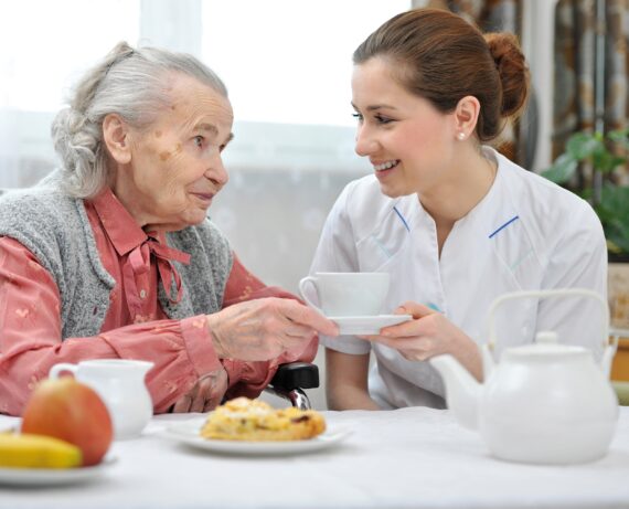 Curso de Nutrición  Especializado en Personas Mayores y Personas con Discapacidad