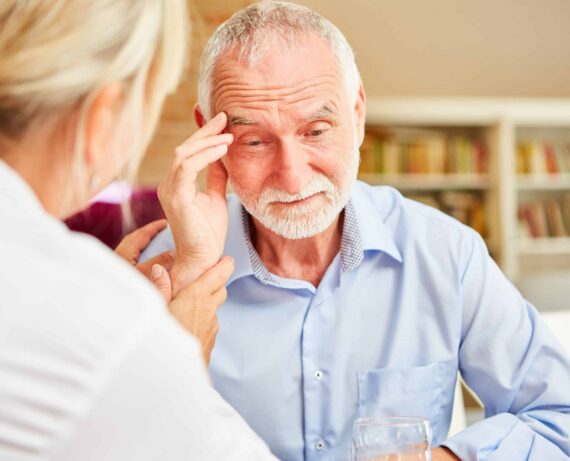 Curso Comunicación Eficaz con Personas con Enfermedad de Alzheimer